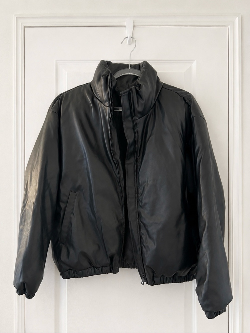 Daydreamer Los Angeles Black Faux Leather Puffer Jacket Size M